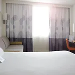 Novotel Pau Pyrenees Отель 4*