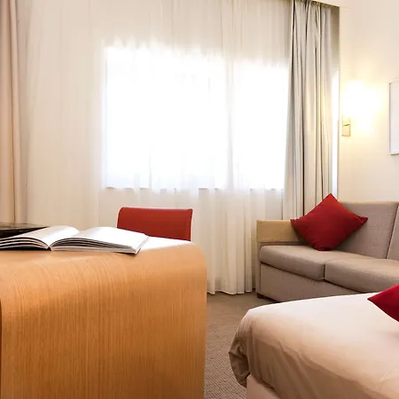 Novotel Pau Pyrenees Lescar