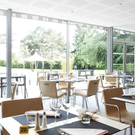 Hotel Novotel Pau Pyrénées Lescar