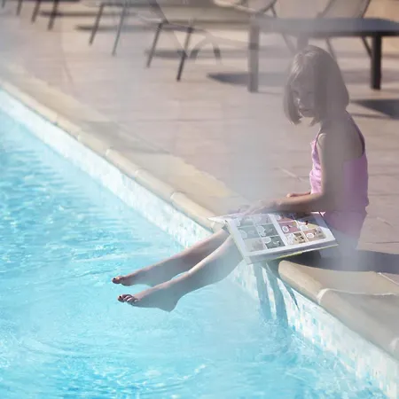 Novotel Pau Pyrenees Otel 4*