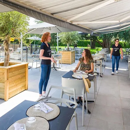 Otel Novotel Pau Pyrenees