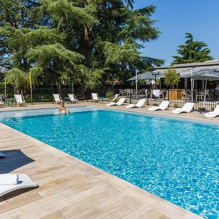 Novotel Pau Pyrenees 4*