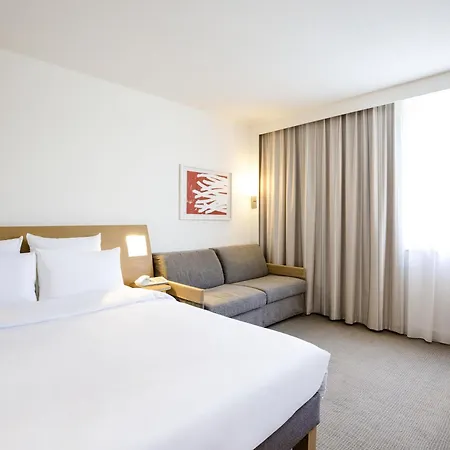 Otel Novotel Pau Pyrenees 4*