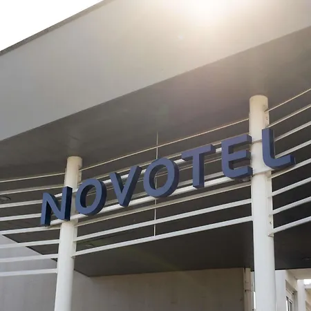 Novotel Pau Pyrénées 4*
