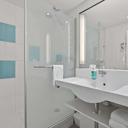 Novotel Pau Pyrénées 4* Lescar