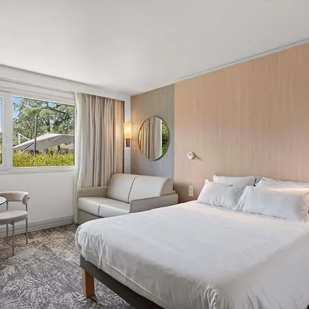 Novotel Pau Pyrénées Hotel Lescar