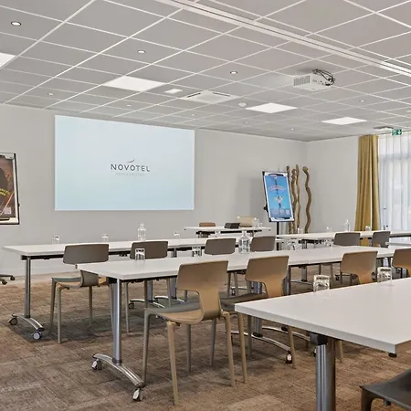 Hotel Novotel Pau Pyrénées Lescar