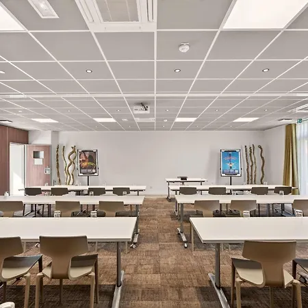 Hotel Novotel Pau Pyrénées Lescar