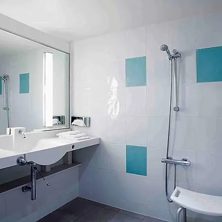 Novotel Pau Pyrenees ホテル
