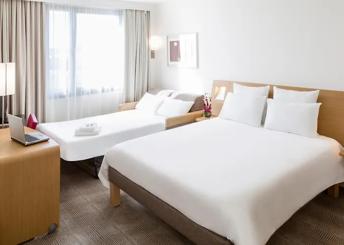 فندق Novotel Pau Pyrenees 4*