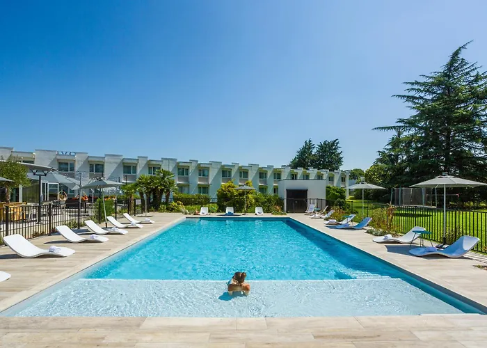 فندق Novotel Pau Pyrenees