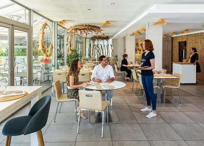 Novotel Pau Pyrénées 4*