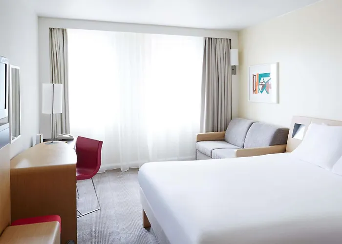 Hotel Novotel Pau Pyrénées Lescar