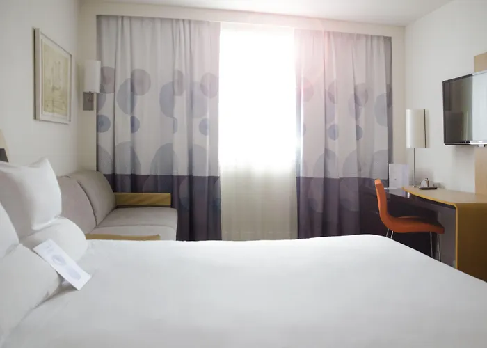 Novotel Pau Pyrenees Hotel 4*