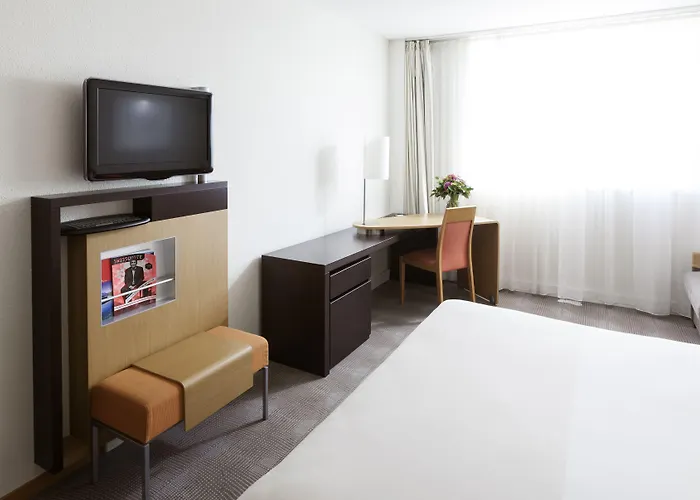 Novotel Pau Pyrénées Hotel Lescar