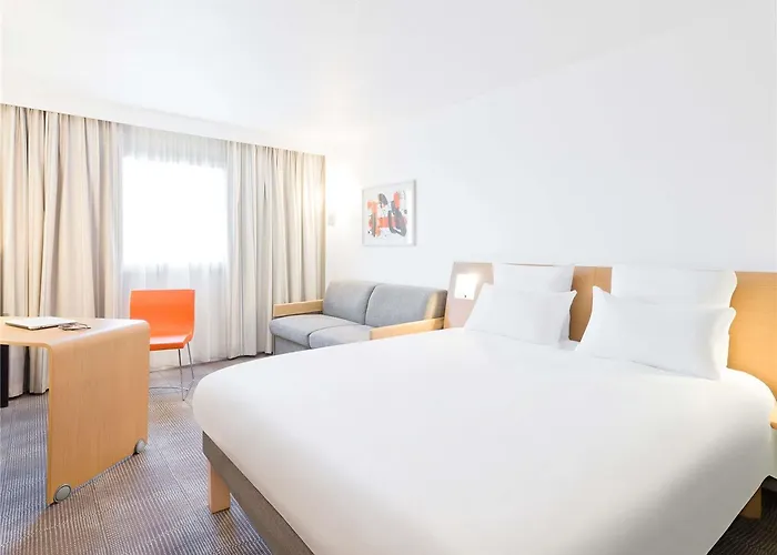Novotel Pau Pyrenees فندق